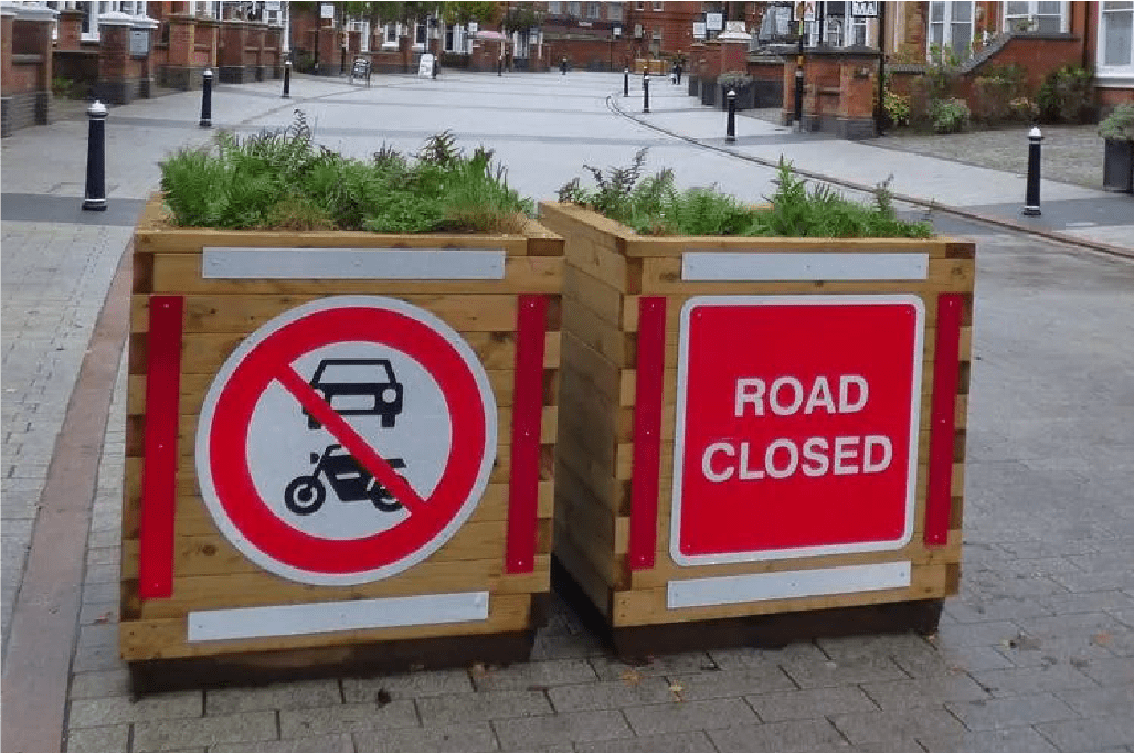 Road Closed@4x Road Closed@4x